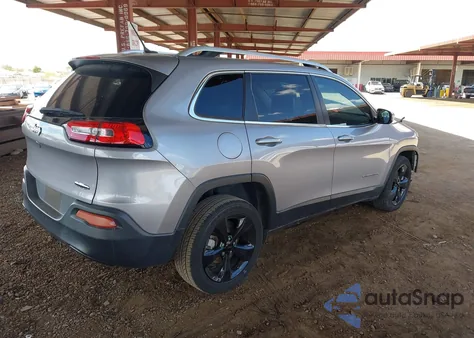 2018 Jeep Cherokee Latitude Fwd z USA, uszkodzony, nr VIN 1C4PJLCB3JD537529